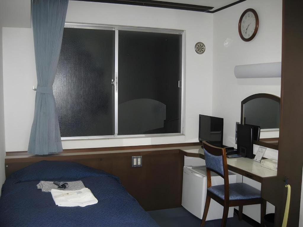 Tokyo Business Hotel מראה חיצוני תמונה